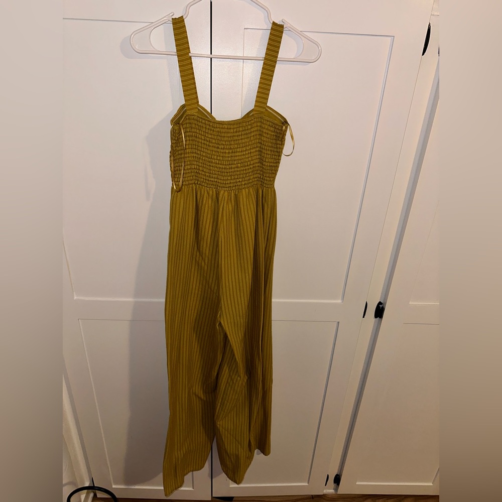 Beautiful yellow jump suit